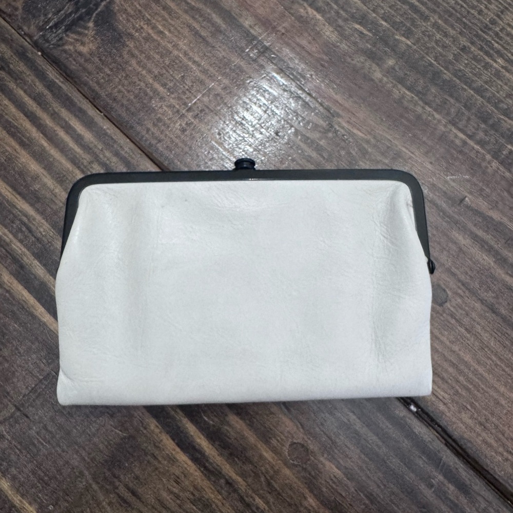 HOBO Cream Leather Wallet